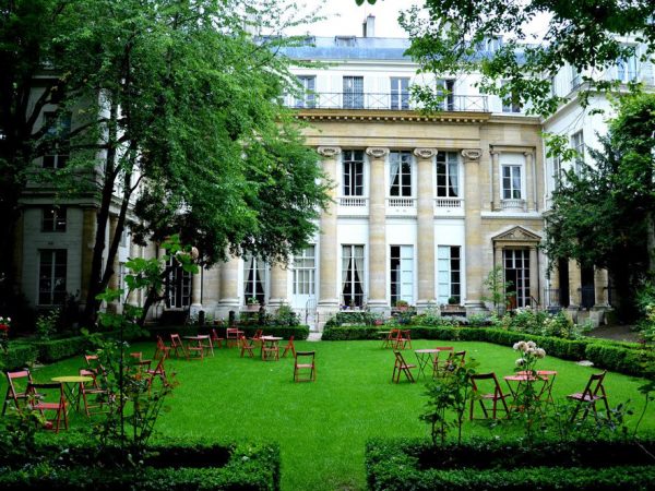 Luigi Ghirri à l’Institut Culturel Italien à Paris. Les années Marazzi 1975 – 1985 et Interview à Diego Marani, directeur de l’IIC